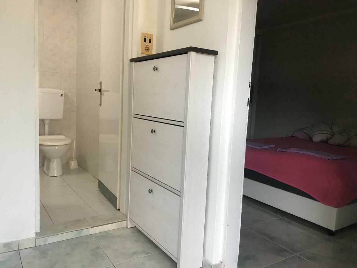 Apartmani Konjevic Χέρτσεγκ Νόβι Εξωτερικό φωτογραφία